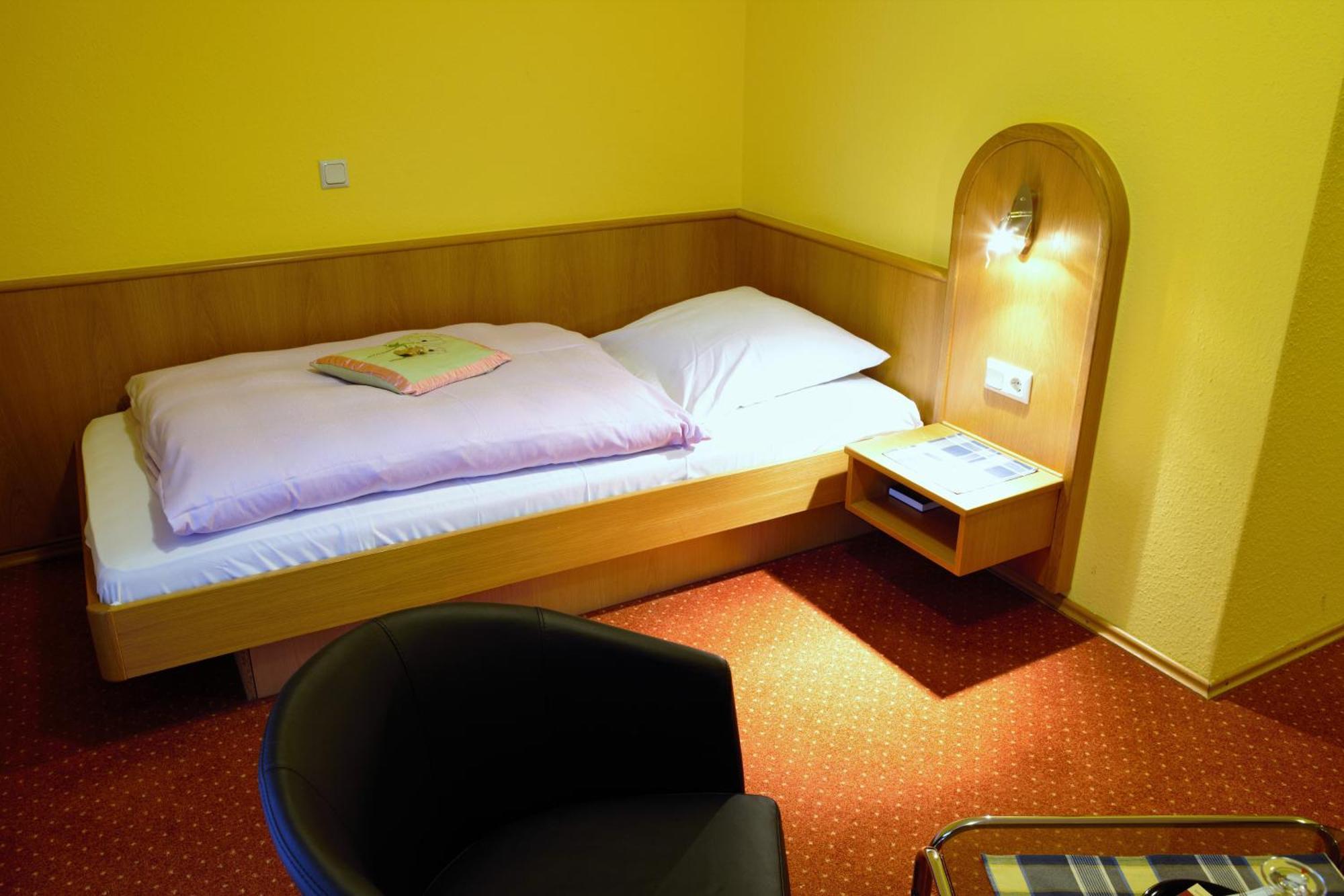 Hotel Kasserolle Siegburg Exteriör bild