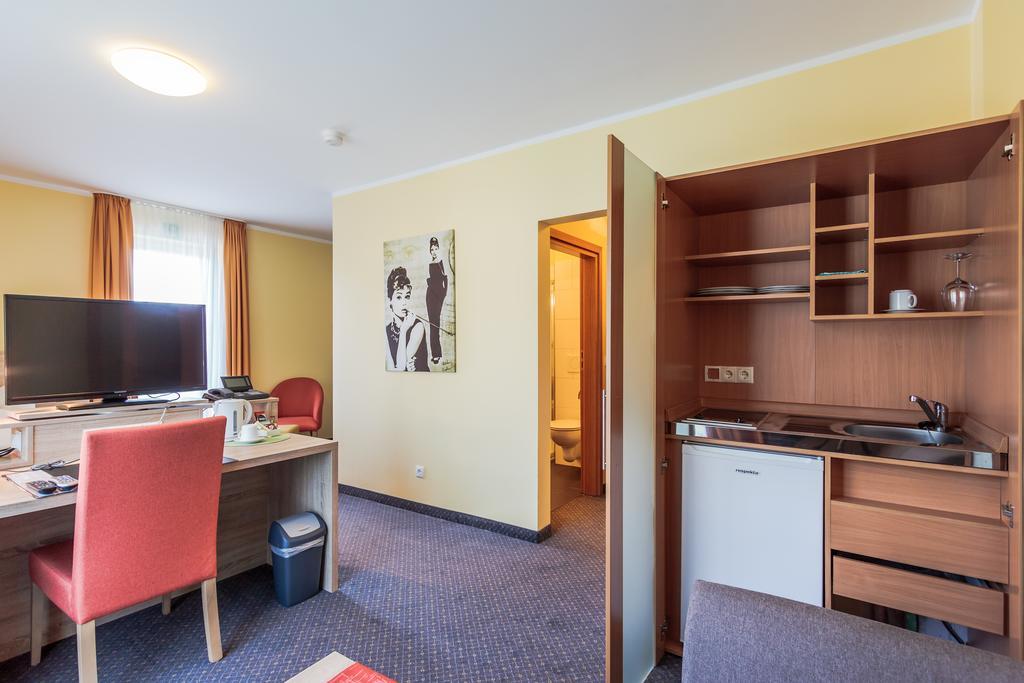Hotel Kasserolle Siegburg Exteriör bild